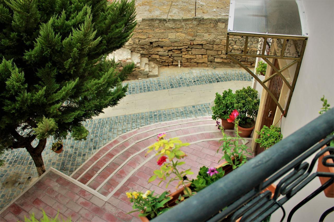 Altstadt Hotel & Cafe Baku Exteriör bild